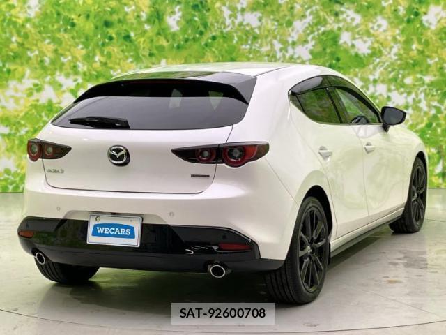 Mazda MAZDA3 2023-12 8012403-2