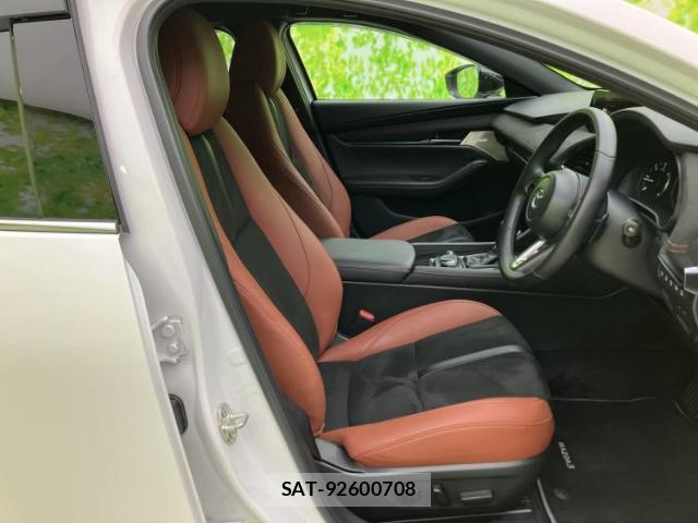 Mazda MAZDA3 2023-12 8012403-3