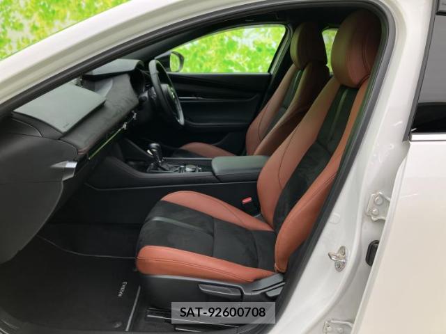 Mazda MAZDA3 2023-12 8012403-5