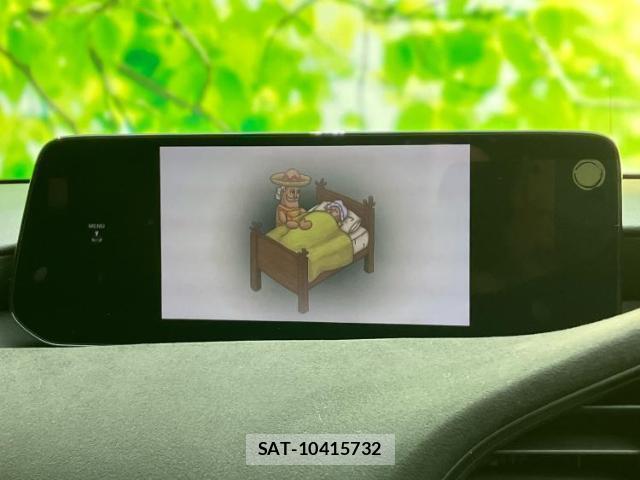 Mazda MAZDA3 2024-01 8012409-12
