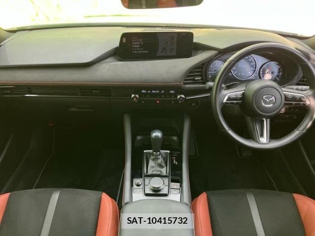 Mazda MAZDA3 2024-01 8012409-3