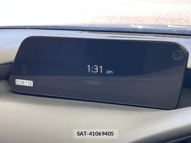 Mazda MAZDA3 2022-08 8012451-8