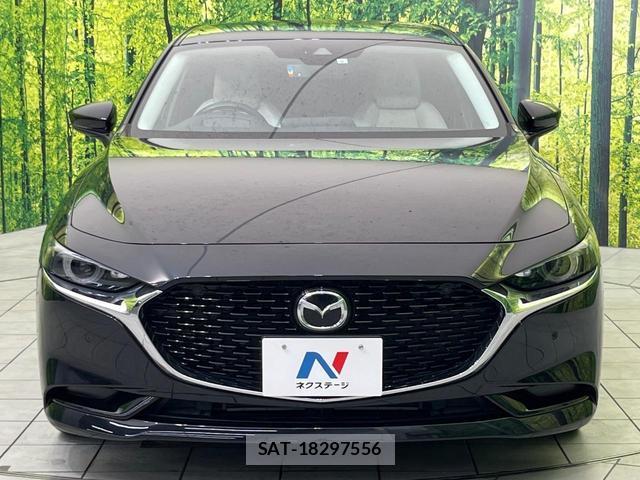 Mazda MAZDA3 2019-09 8003124-13