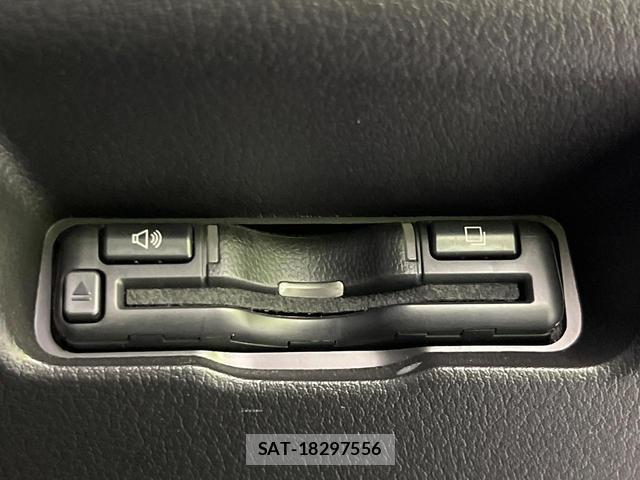 Mazda MAZDA3 2019-09 8003124-6