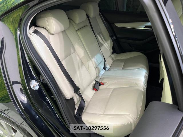 Mazda MAZDA3 2019-09 8003124-8