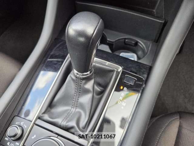 Mazda MAZDA3 2019-08 8003932-12