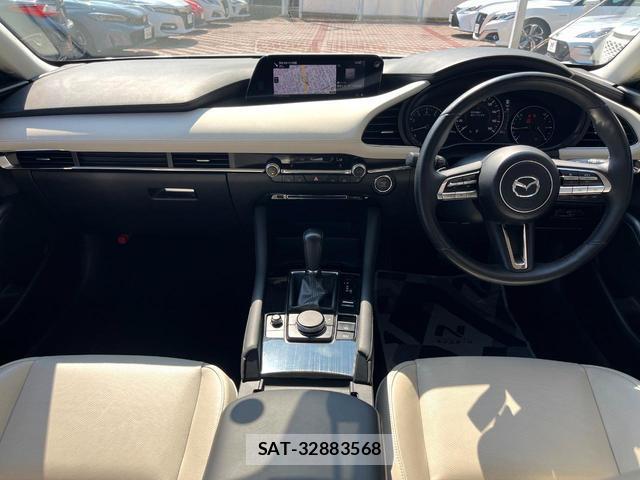 Mazda MAZDA3 2019-12 8005103-1