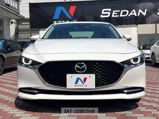 Mazda MAZDA3 2019-12 8005103-13