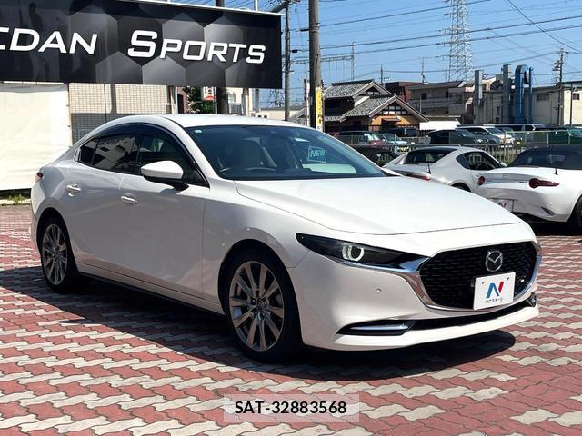 Mazda MAZDA3 2019-12 8005103-15