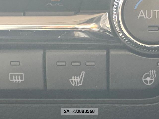 Mazda MAZDA3 2019-12 8005103-5