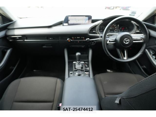 Mazda MAZDA3 2019-09 8010398-3