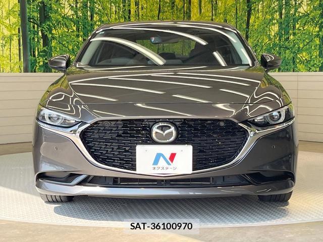 Mazda MAZDA3 2019-08 8011096-13