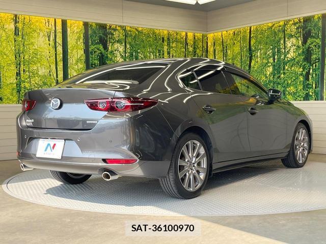 Mazda MAZDA3 2019-08 8011096-16