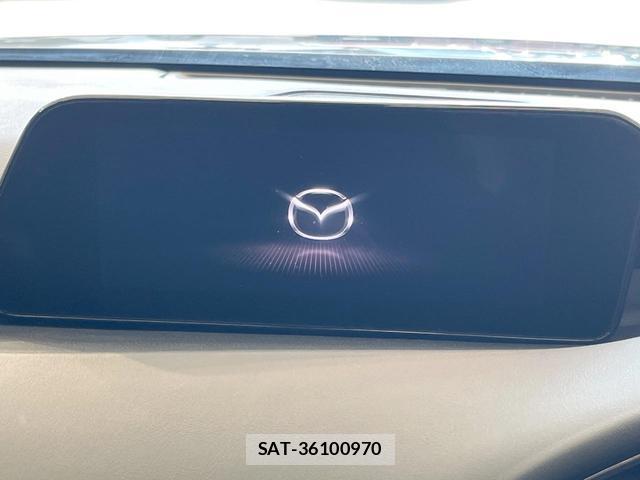 Mazda MAZDA3 2019-08 8011096-2
