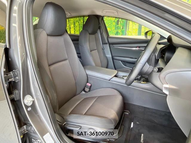 Mazda MAZDA3 2019-08 8011096-7