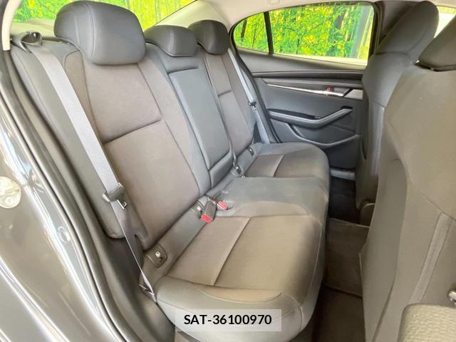 Mazda MAZDA3 2019-08 8011096-8
