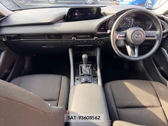 Mazda MAZDA3 2019-07 8011146-1