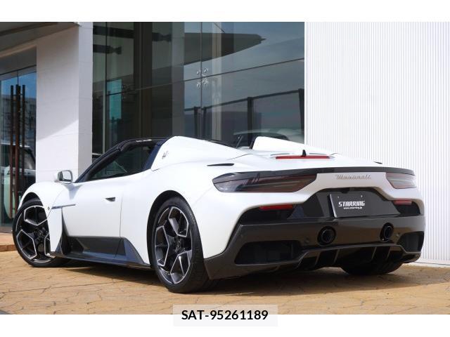 Maserati MC20 2023-10 8006782-6