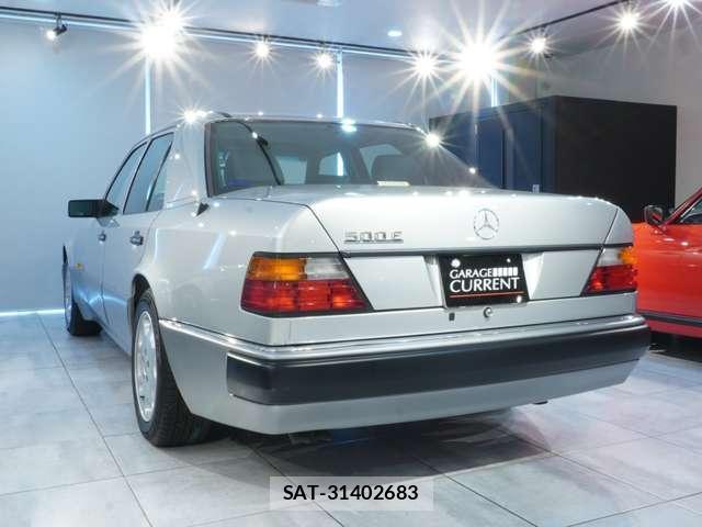 Mercedes Benz M-CLASS 1992-12 8011669-3