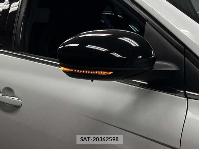 Renault MEGANE 2024-03 8012621-15