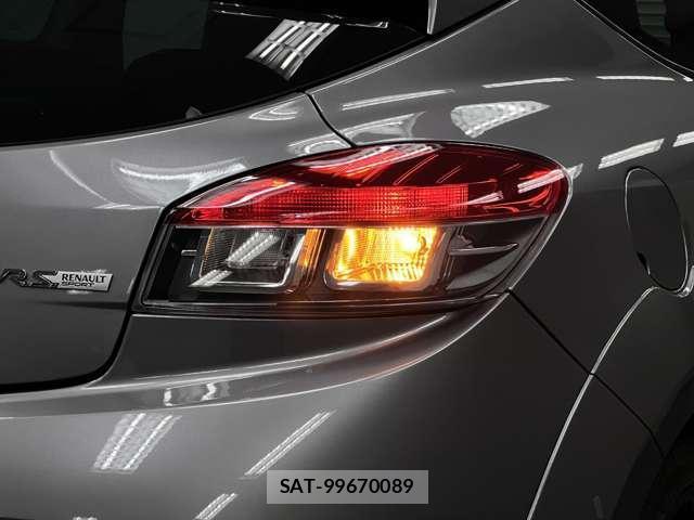 Renault MEGANE 2013-06 8012624-15