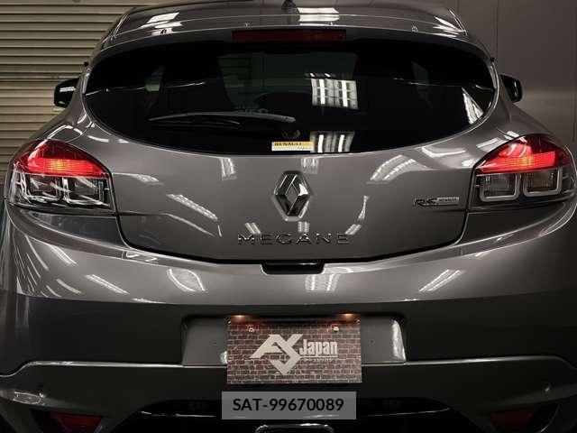 Renault MEGANE 2013-06 8012624-16