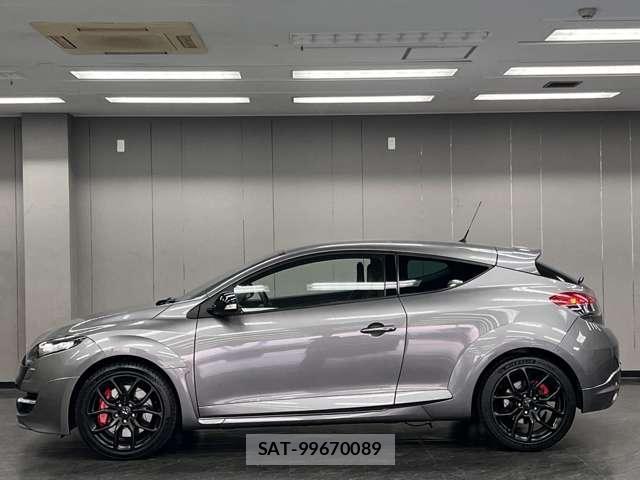Renault MEGANE 2013-06 8012624-9