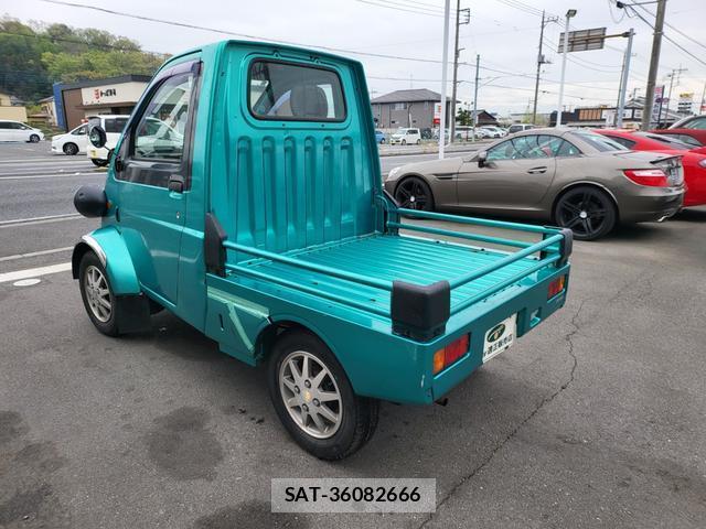 Daihatsu MIDGET II 1996-01 8004456-1