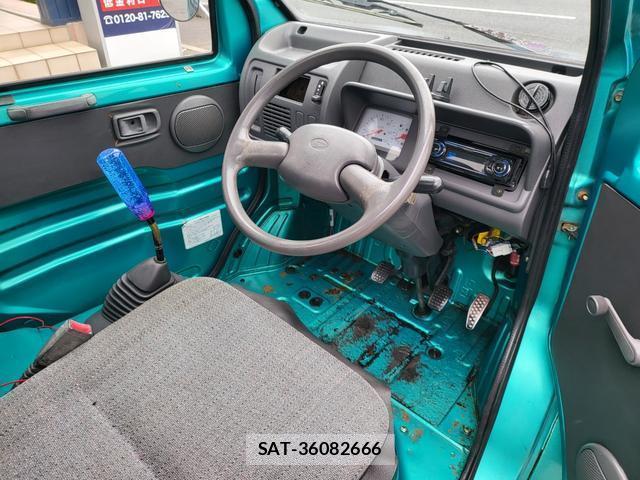 Daihatsu MIDGET II 1996-01 8004456-2