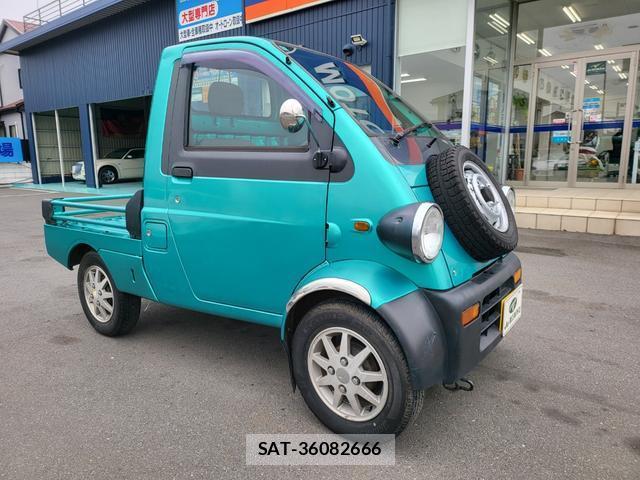 Daihatsu MIDGET II 1996-01 8004456-7