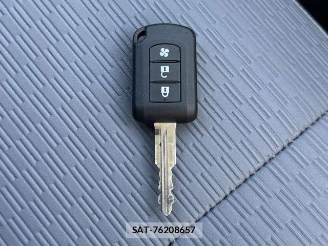 Mitsubishi MINICA 2023-08 8010092-12