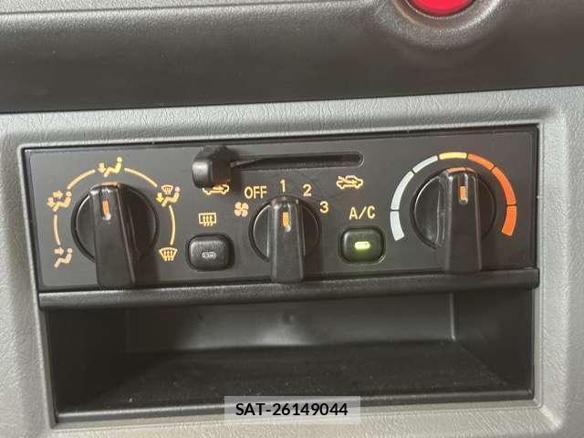 Mitsubishi MINICA 2022-11 8010102-16