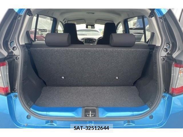Daihatsu MIRA 2024-10 8004217-5
