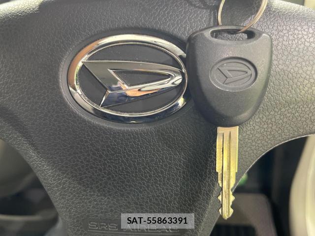 Daihatsu MIRA 2017-03 8004392-5