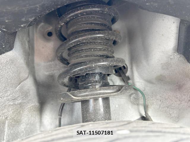 Daihatsu MIRA 2013-04 8004650-19
