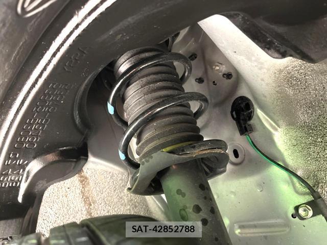 Daihatsu MIRA 2023-04 8005011-19