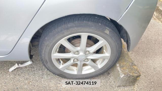 Daihatsu MIRA 2011-11 8005592-6