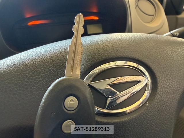 Daihatsu MIRA 2013-10 8006746-7
