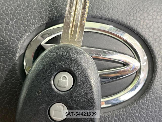 Daihatsu MIRA 2013-05 8007149-2
