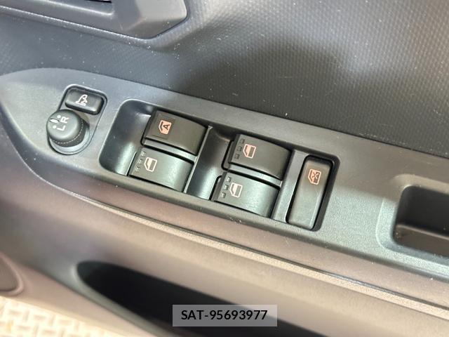 Daihatsu MIRA 2020-05 8007445-9