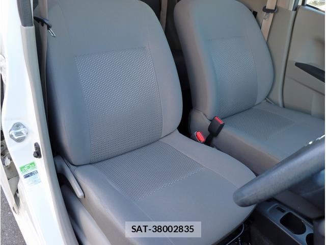 Daihatsu MIRA 2016-11 8008417-19