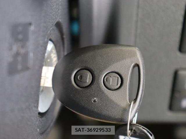 Daihatsu MIRA 2025-11 8008922-5