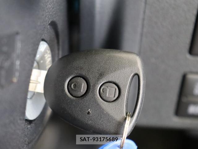 Daihatsu MIRA 2026-12 8008923-6