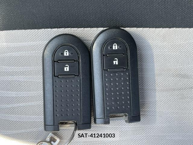 Daihatsu MIRA 2017-04 8009182-9