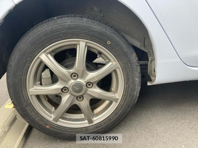 Daihatsu MIRA 2013-07 8009432-8