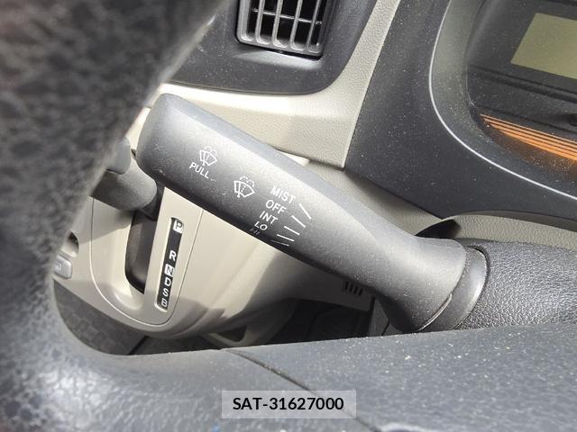 Daihatsu MIRA 2017-02 8009831-5