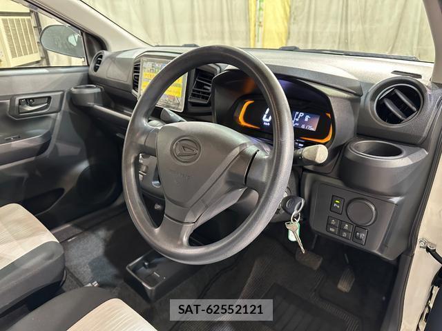 Daihatsu MIRA 2017-05 8009856-7
