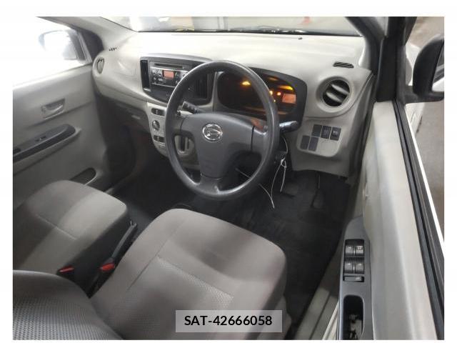 Daihatsu MIRA 2016-11 8010040-2