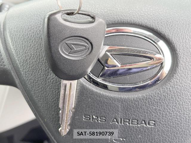 Daihatsu MIRA 2019-02 8010140-7