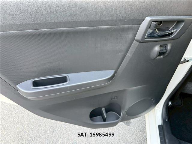 Daihatsu MIRA 2017-12 8010343-15